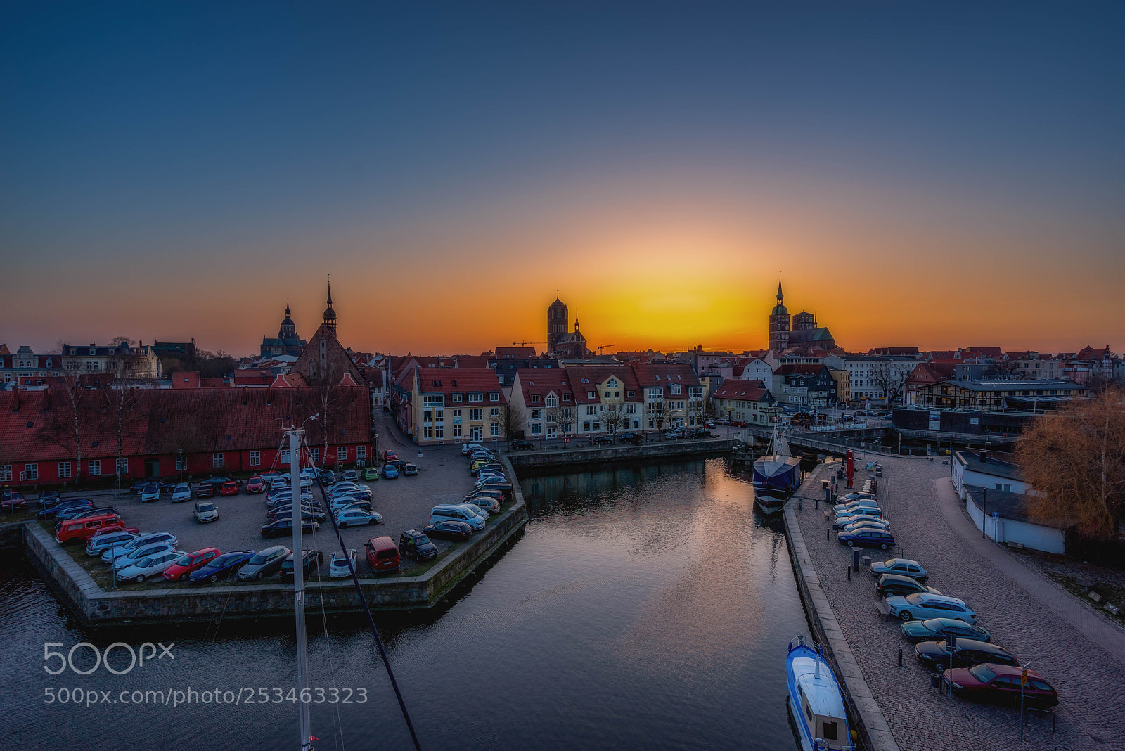 Sony a7R sample photo. Stralsund im abendlicht photography