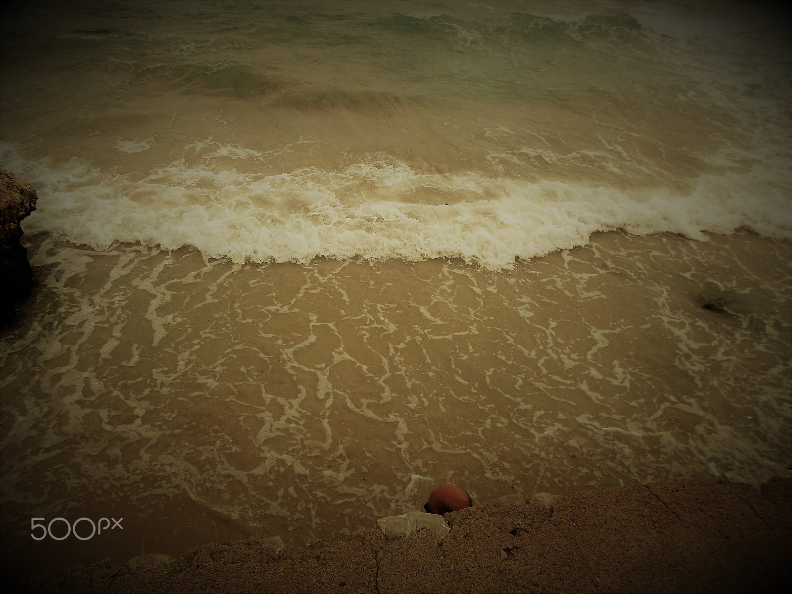 Samsung ST66 / ST68 sample photo. Red pebble photography