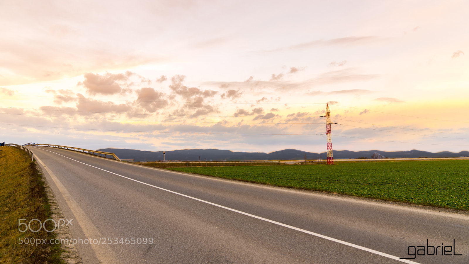 Sony a7 sample photo. Crossing roads photography