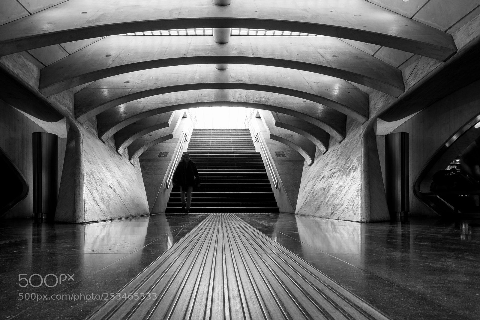 Fujifilm X70 sample photo. Metropolis photography