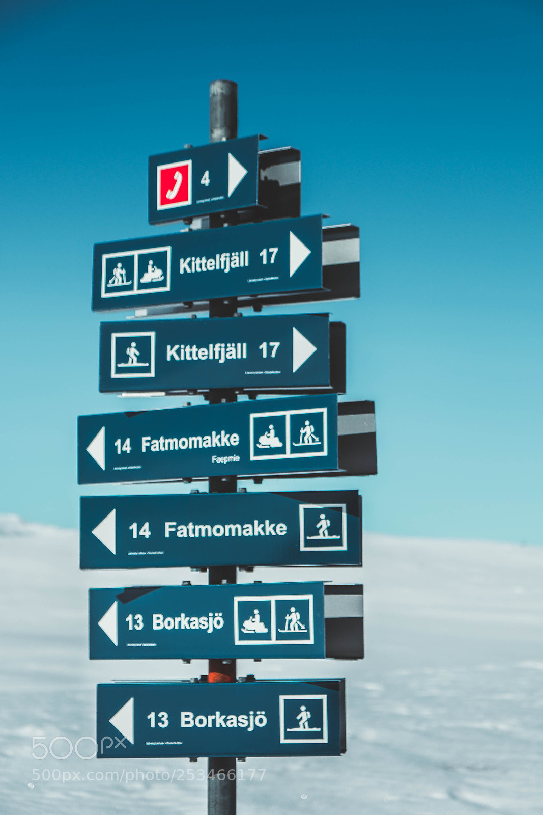 Fujifilm X-T20 sample photo. Signs on a mountain photography