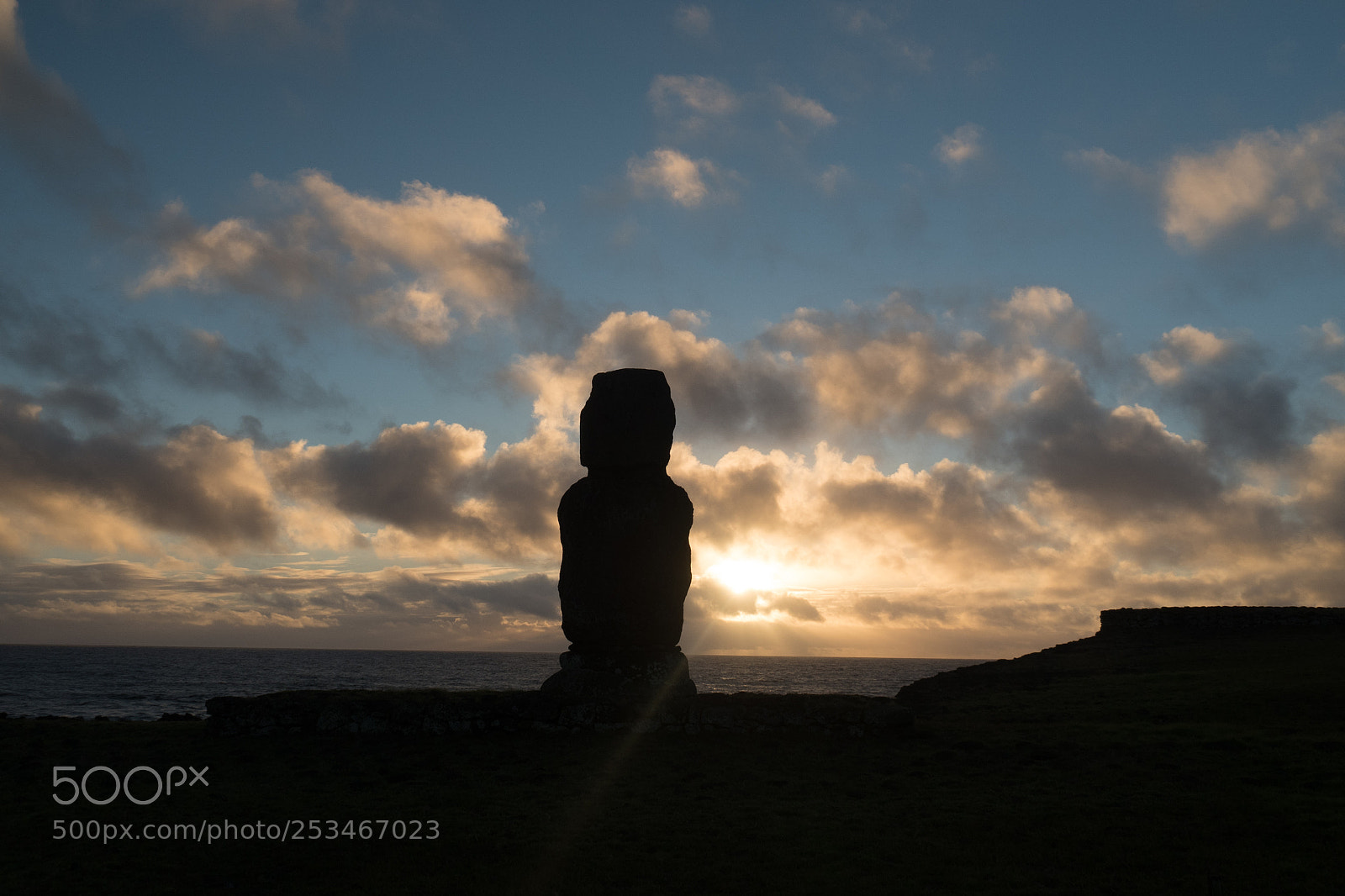 Olympus OM-D E-M5 II sample photo. Easter island sunset photography