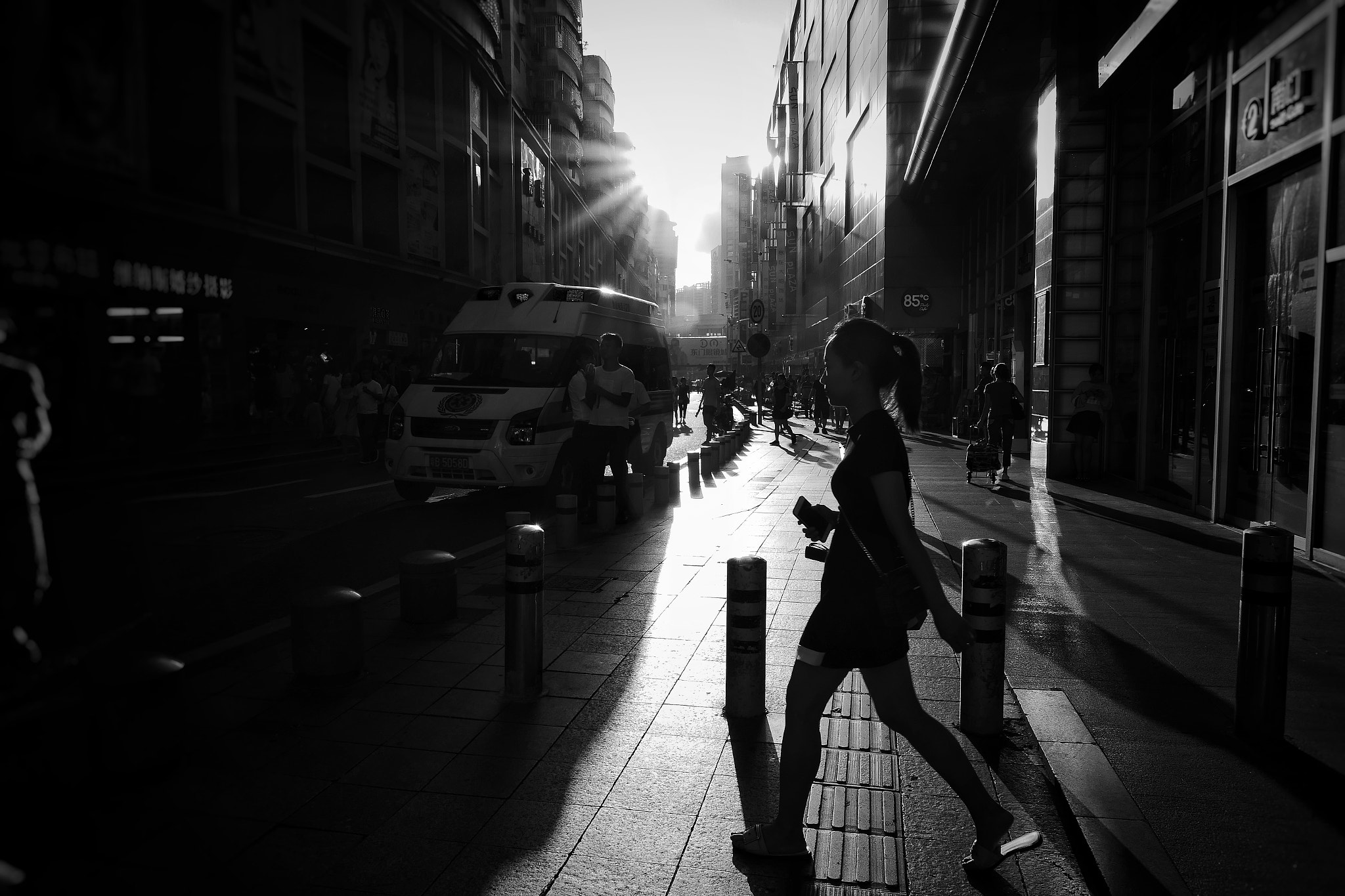 Panasonic Lumix DMC-LX10 (Lumix DMC-LX15) sample photo. Street photography