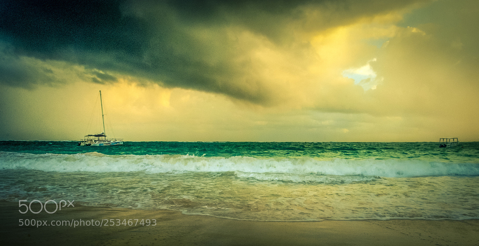 Nikon D80 sample photo. 4561- stormy beach photography