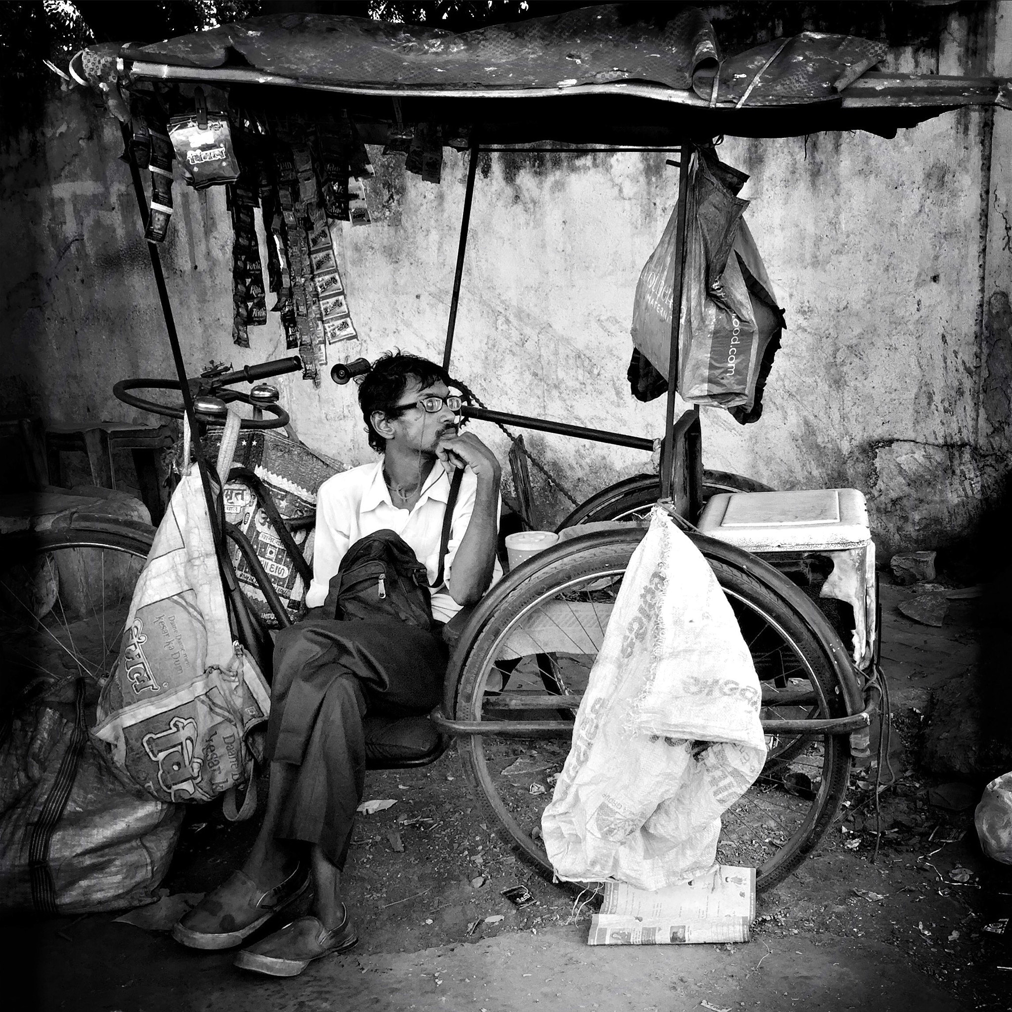 Hipstamatic 342 sample photo. Thinker !! photography