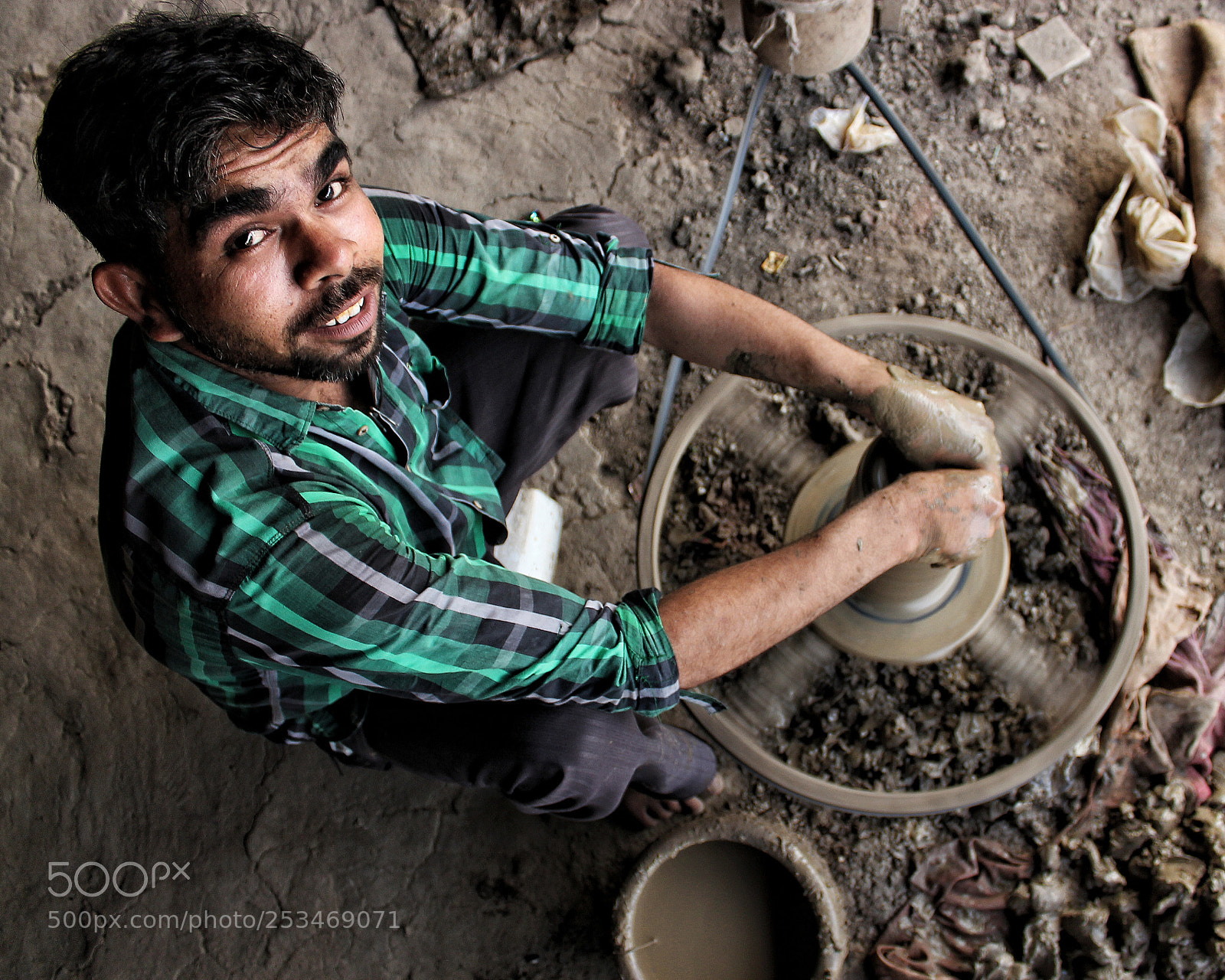 Canon EOS 700D (EOS Rebel T5i / EOS Kiss X7i) sample photo. The potter photography