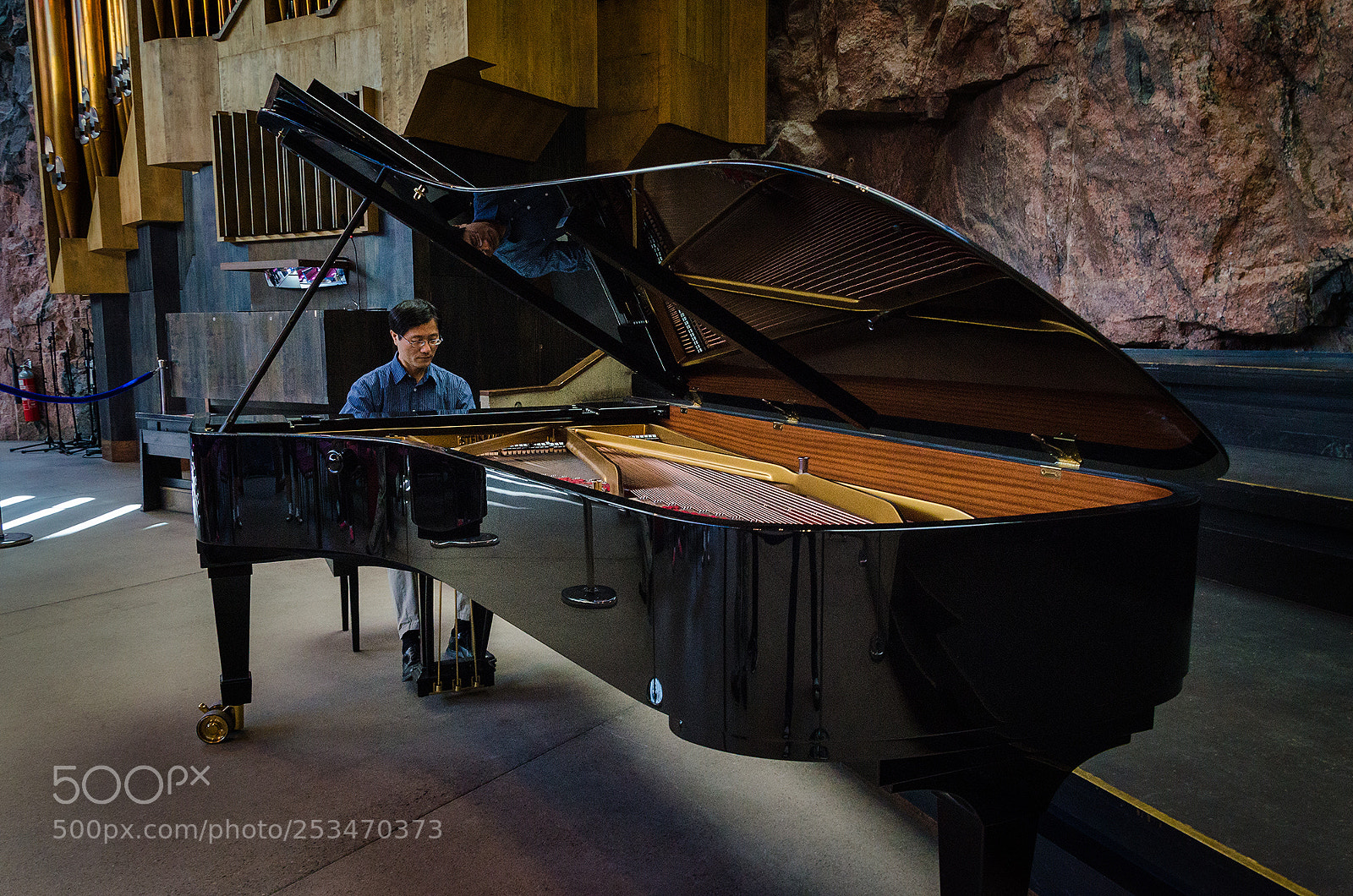 Nikon D7000 sample photo. Piano player in the photography