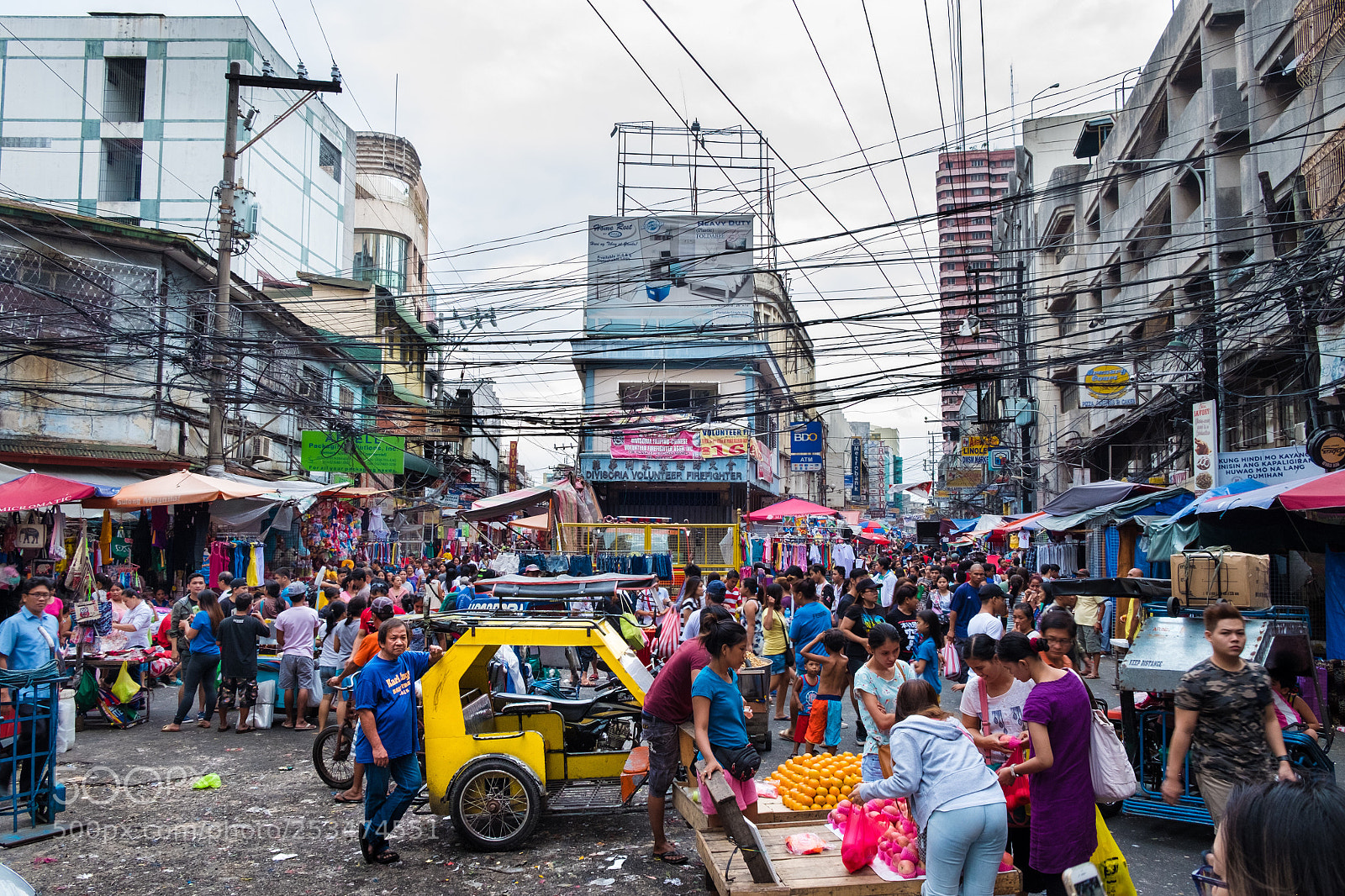 Fujifilm X-E2S sample photo. Divisoria district photography