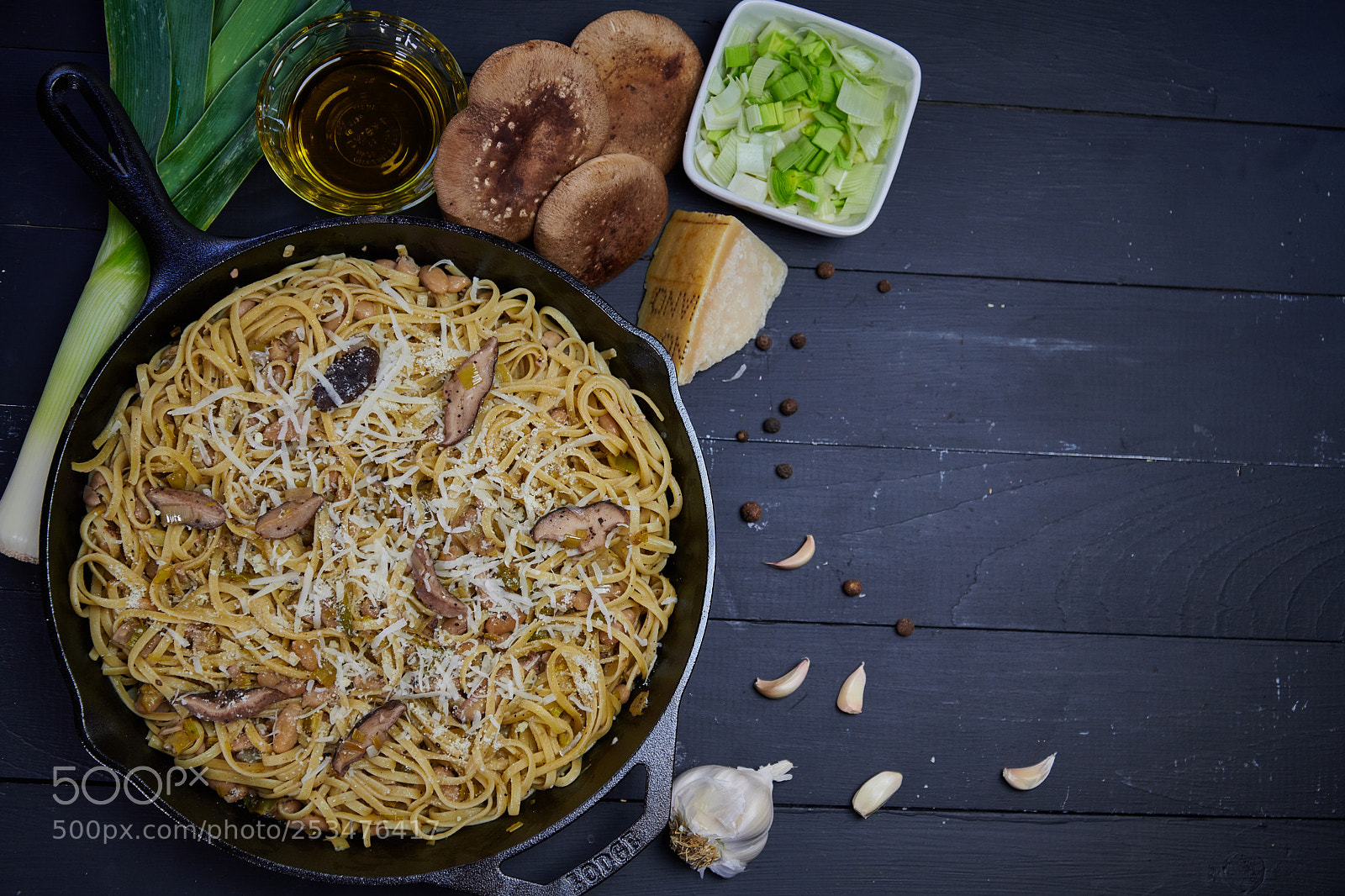 Nikon D850 sample photo. Shitake mushroom linguini pasta photography
