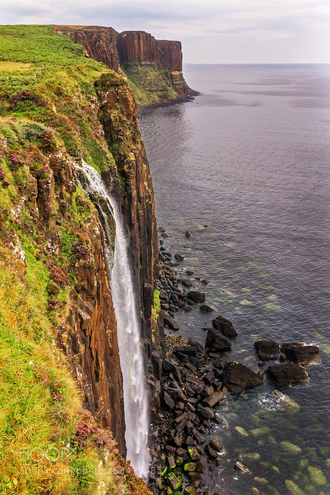 Canon EOS 40D sample photo. Kilt rock and mealt photography