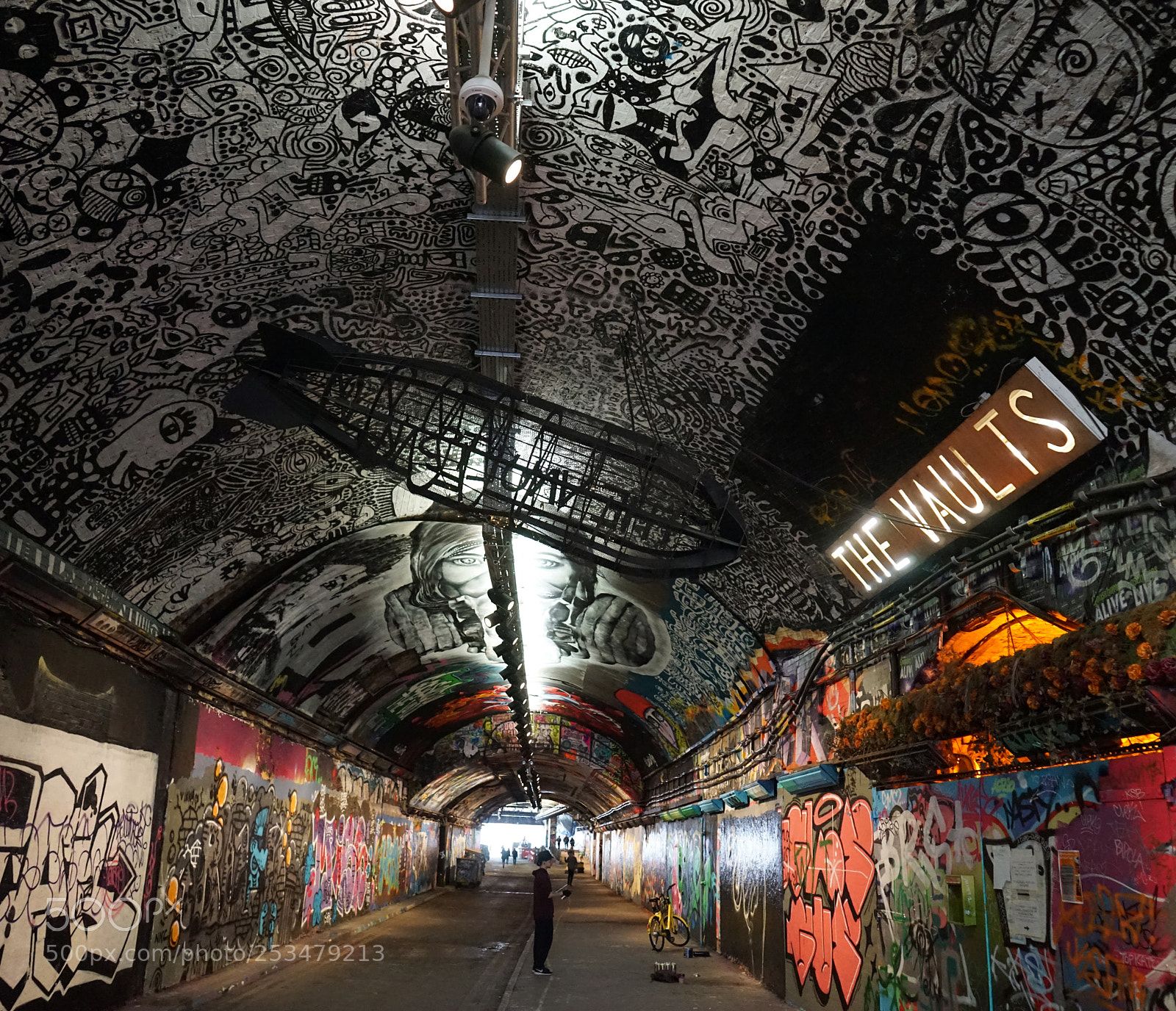 Sony a7 sample photo. The vault leak street photography