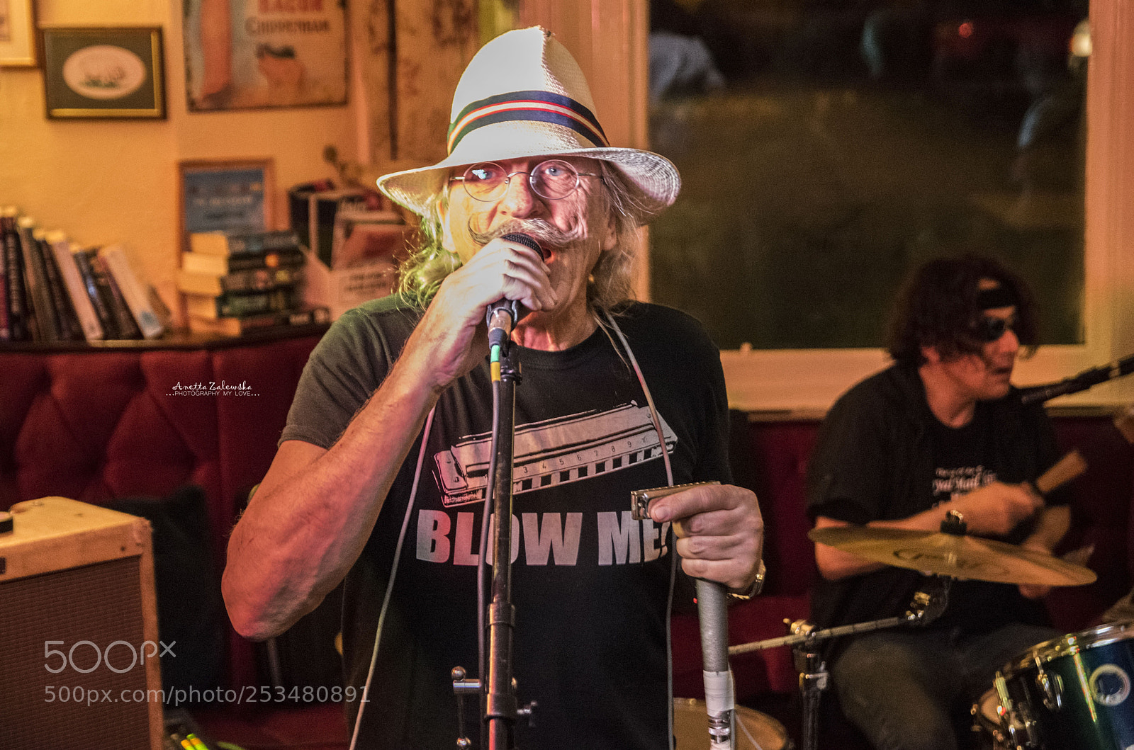Nikon D3300 sample photo. Portrait of singer. photography
