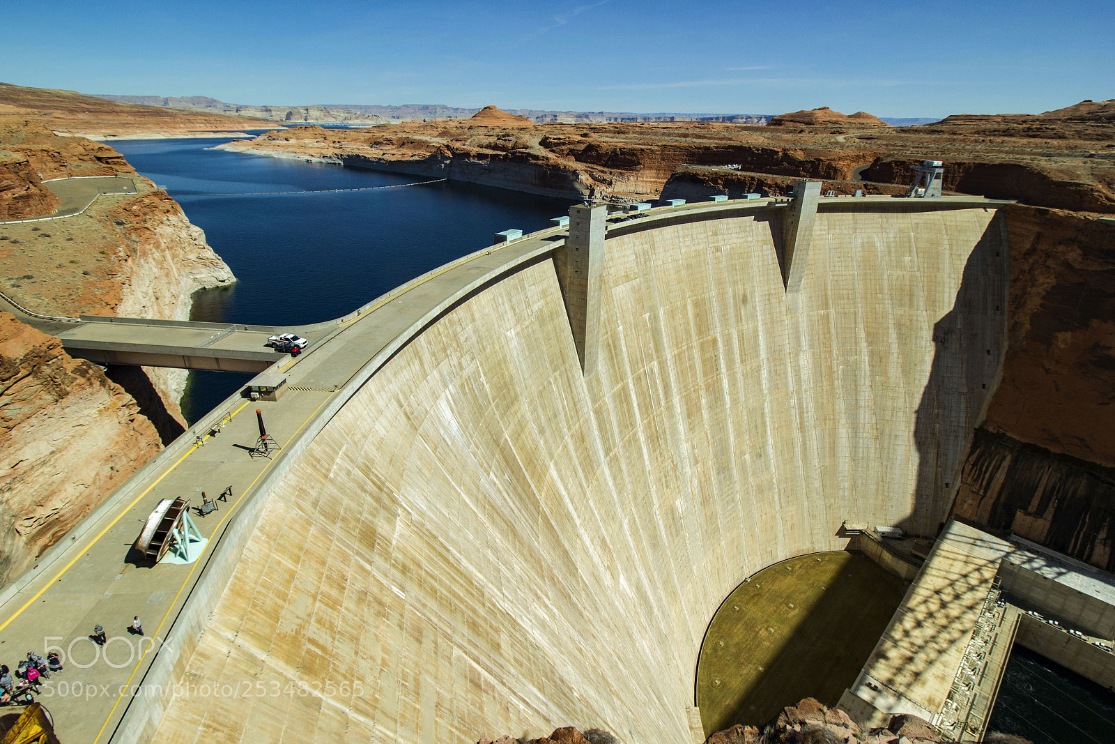 Canon EOS 550D (EOS Rebel T2i / EOS Kiss X4) sample photo. Glen canyon dam photography