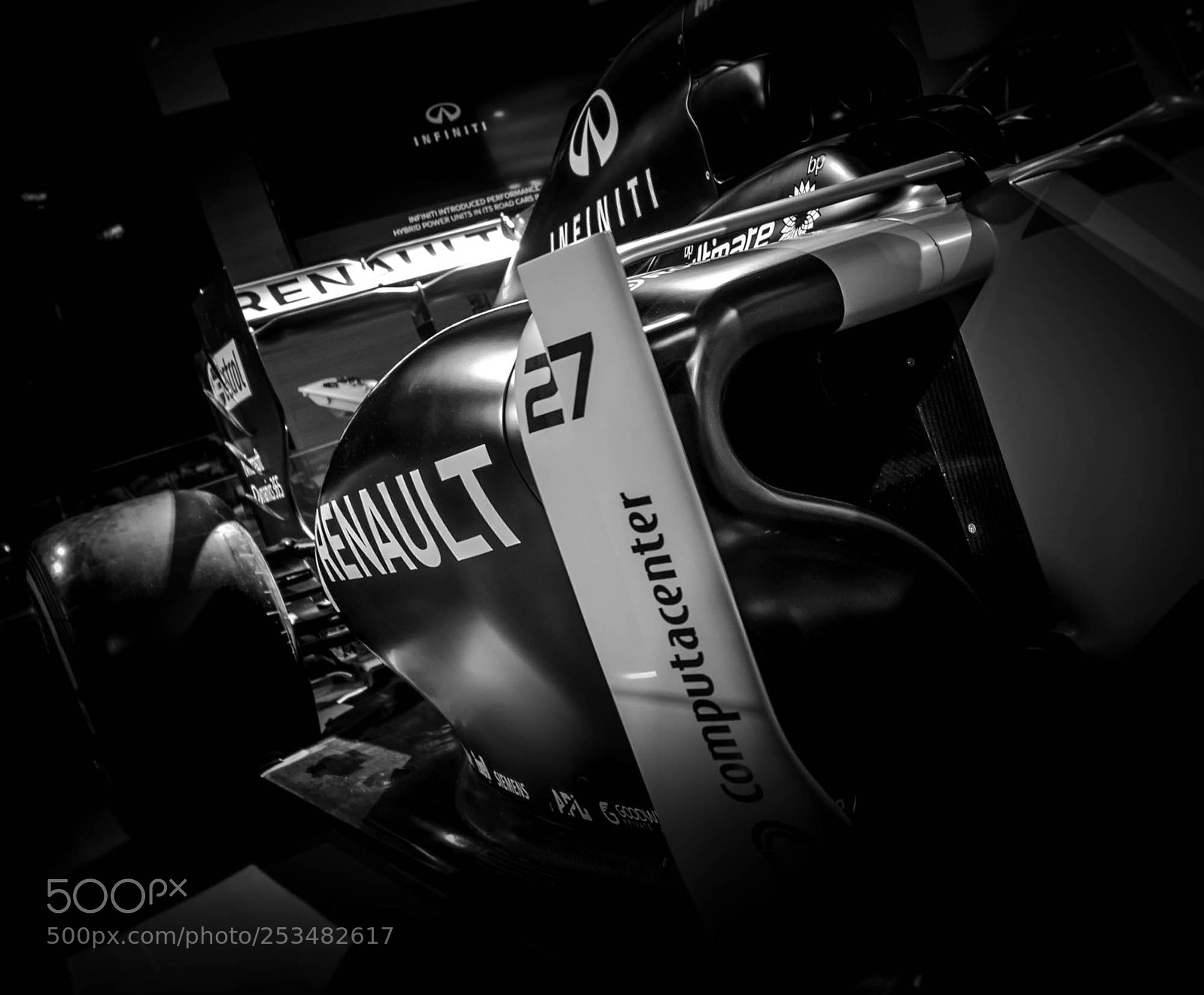 Olympus OM-D E-M1 sample photo. Renault f1 photography