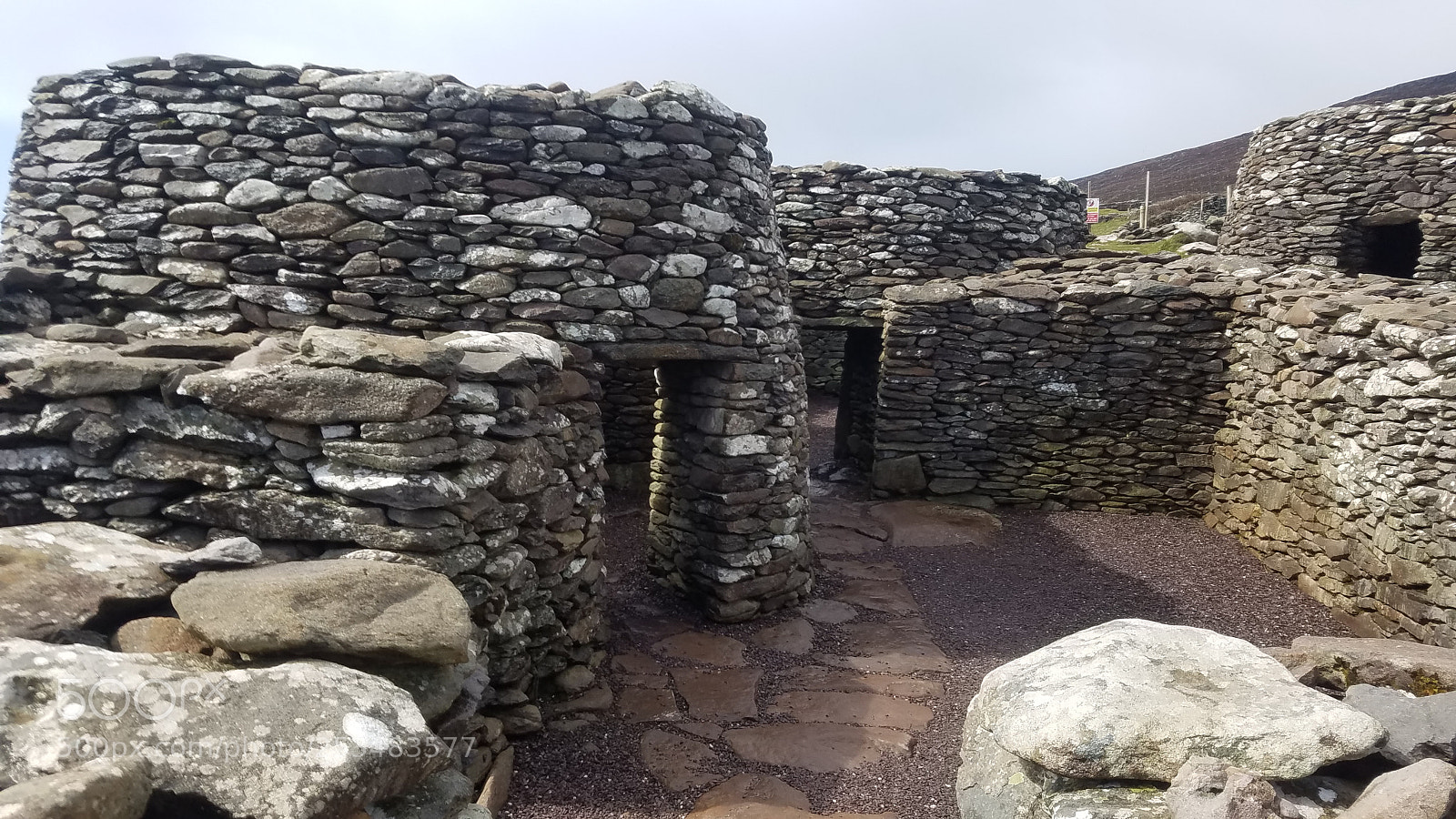 Samsung Galaxy S7 sample photo. Beehive huts, co. kerry photography