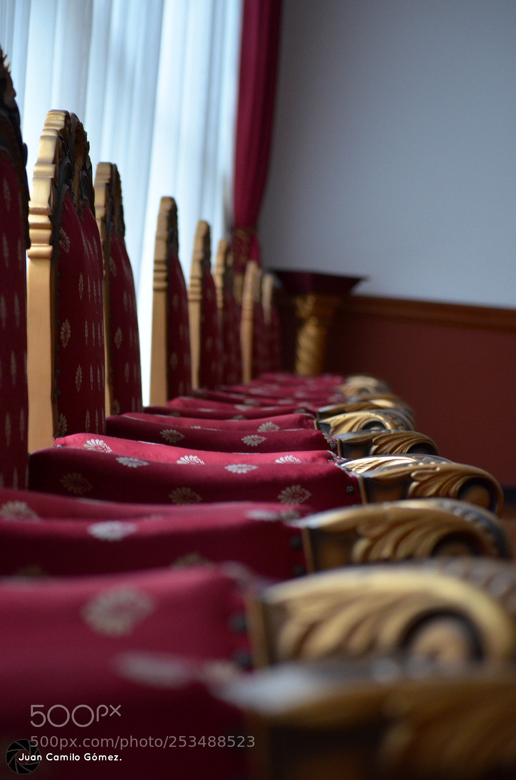 Nikon D5100 sample photo. Santas sillas photography