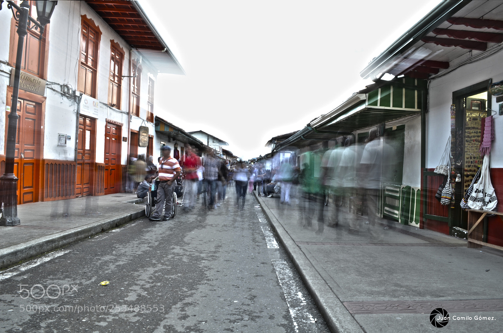 Nikon D5100 sample photo. Salento street photography