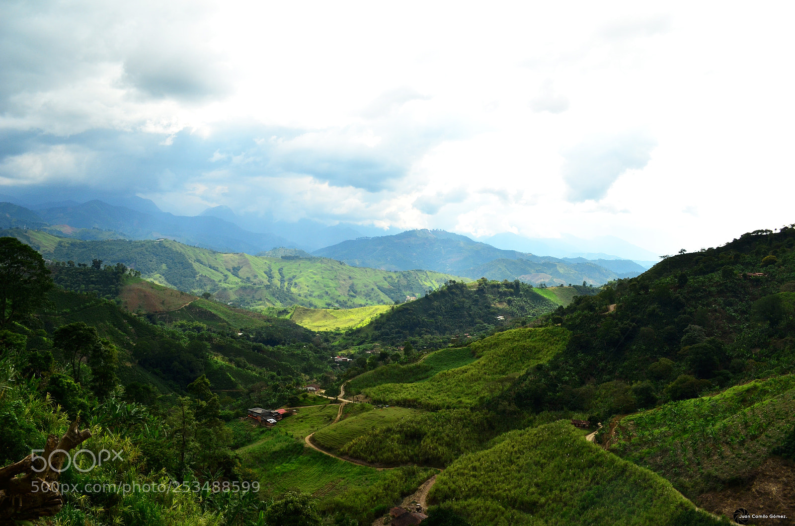 Nikon D5100 sample photo. Colombia de la monta photography