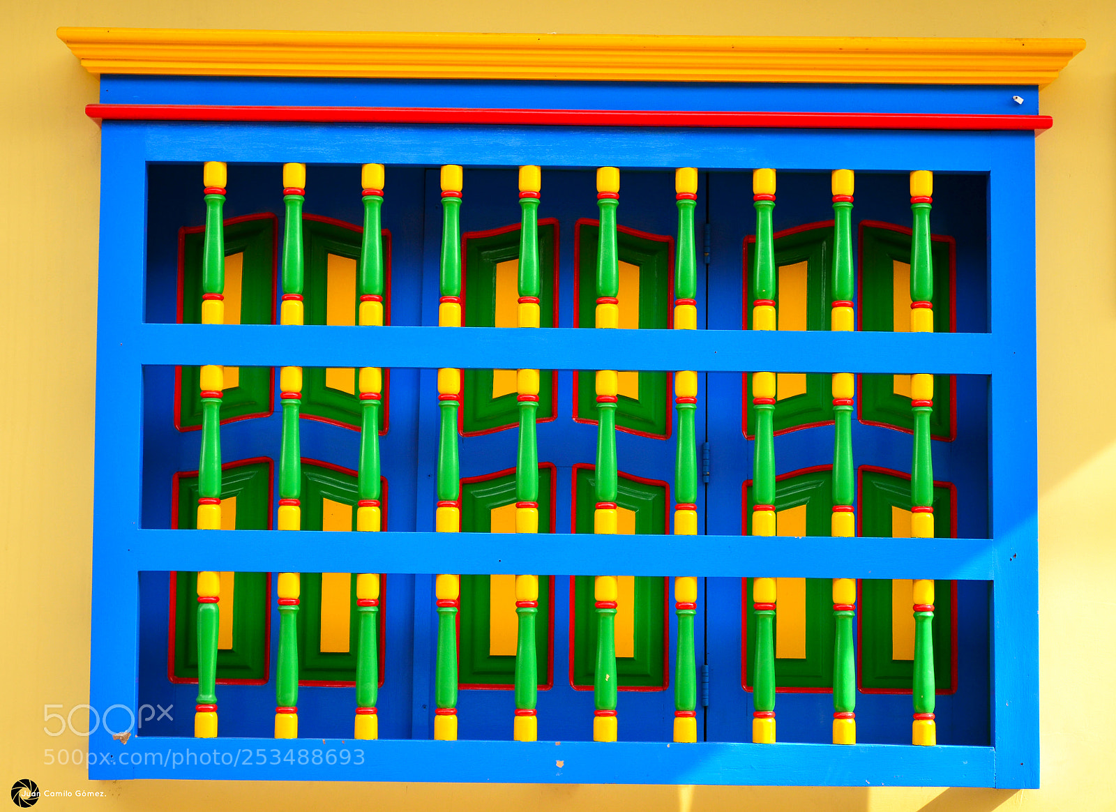 Nikon D5100 sample photo. Colores en la ventana photography