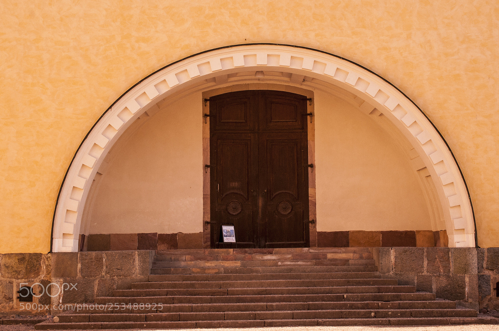 Nikon D700 sample photo. The entrance to the photography