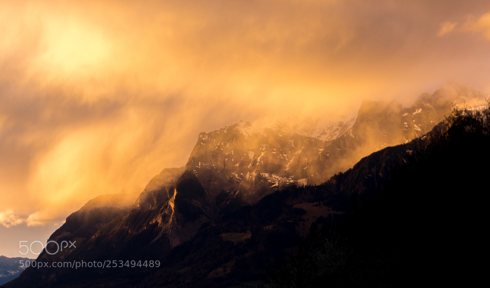 Canon EOS 650D (EOS Rebel T4i / EOS Kiss X6i) sample photo. Sunset in trimmis switzerland photography