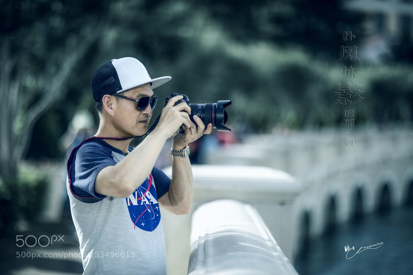 Canon EOS 5D Mark IV sample photo. 忘开镜头盖的摄影师 photography