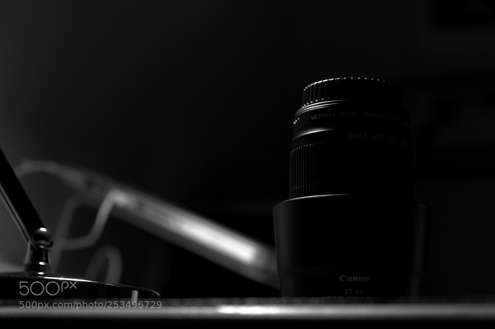 Canon EOS 100D (EOS Rebel SL1 / EOS Kiss X7) sample photo. Entre ombre et lumi photography
