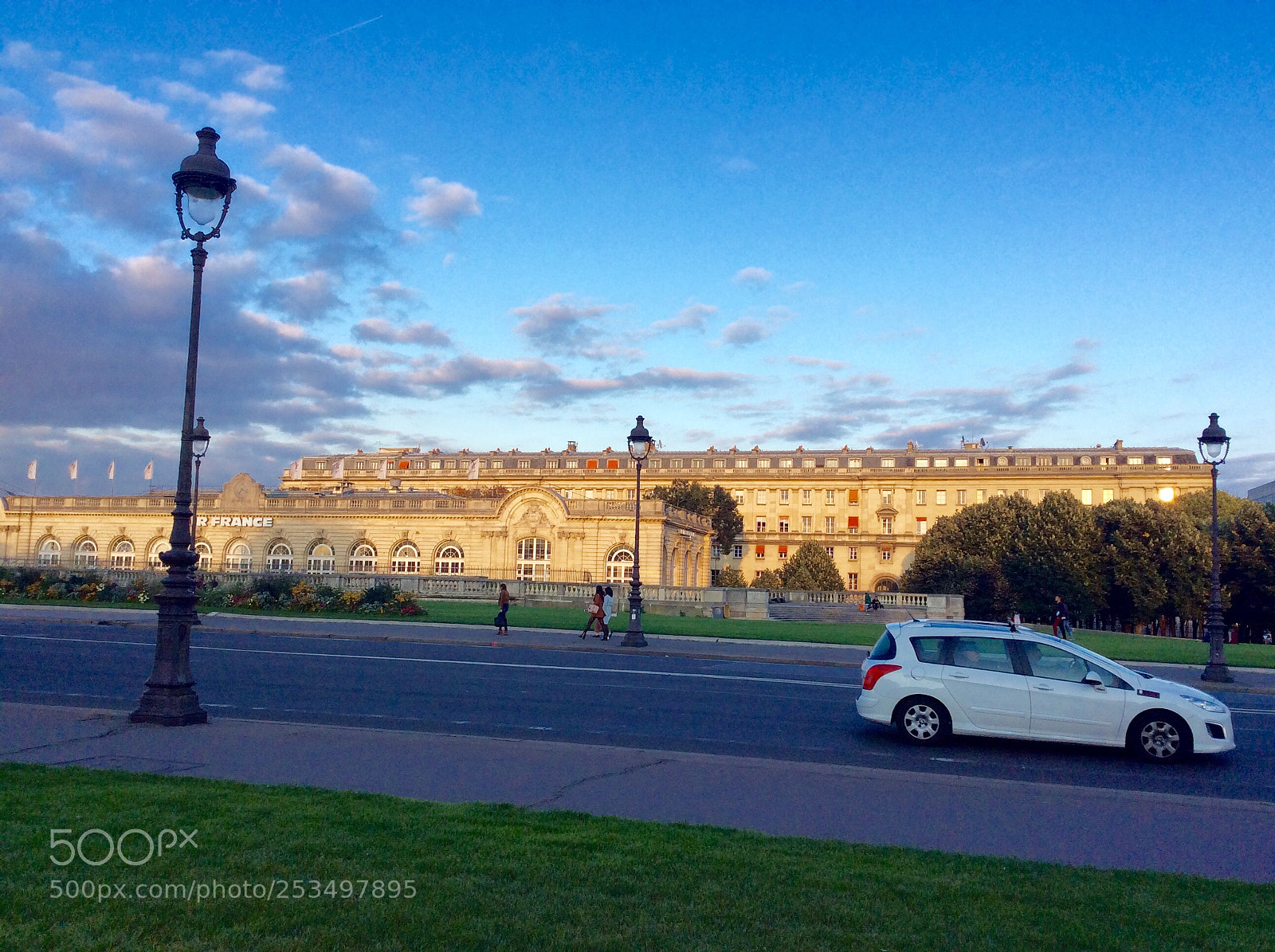 Apple iPad mini 2 sample photo. Paris photography