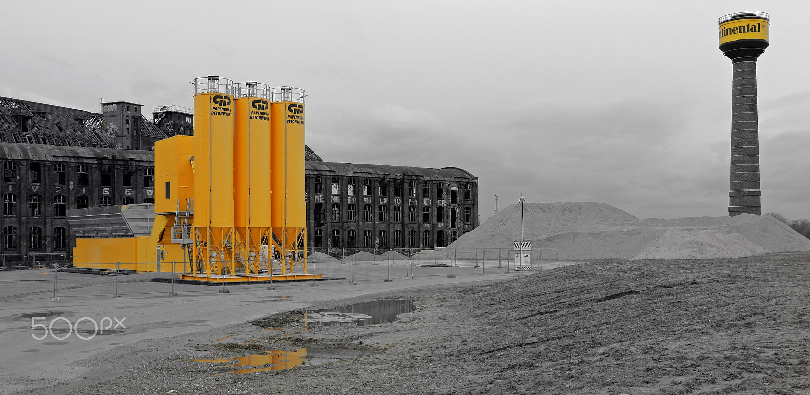 Fujifilm X-A5 sample photo. Factory building photography