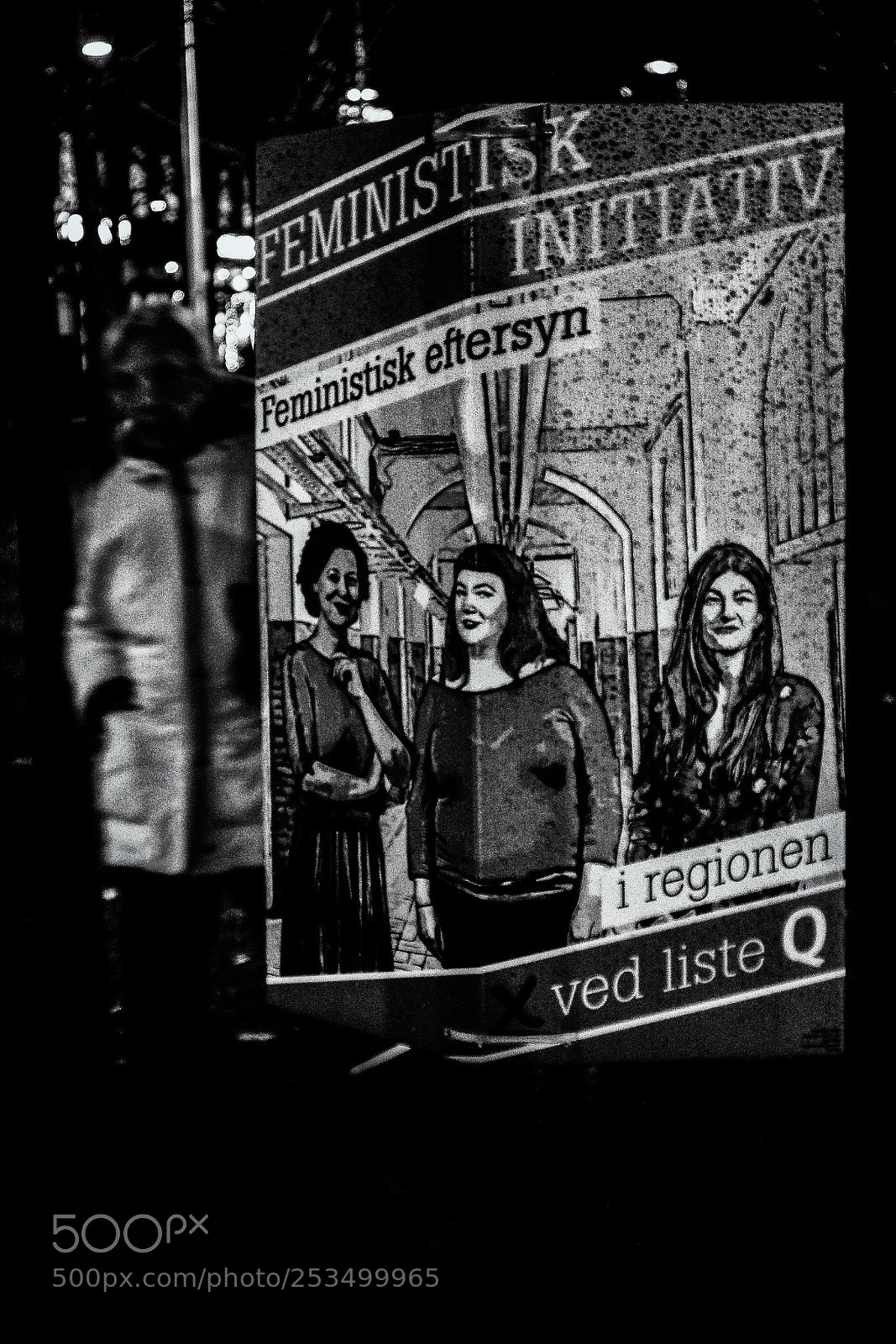 Canon PowerShot G7 X Mark II sample photo. Urban election poster photography