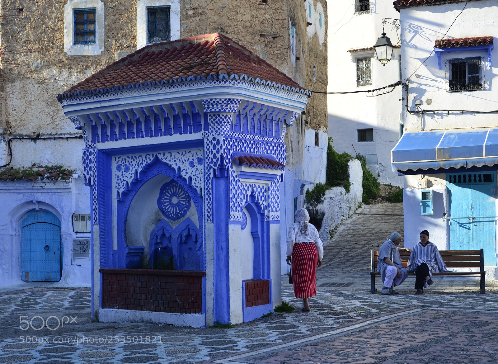 Nikon D7000 sample photo. Chefchouen plaza photography