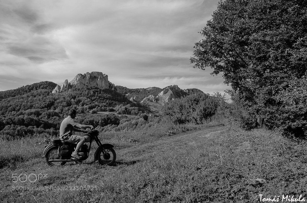 Nikon D5100 sample photo. Man on the motorbike photography
