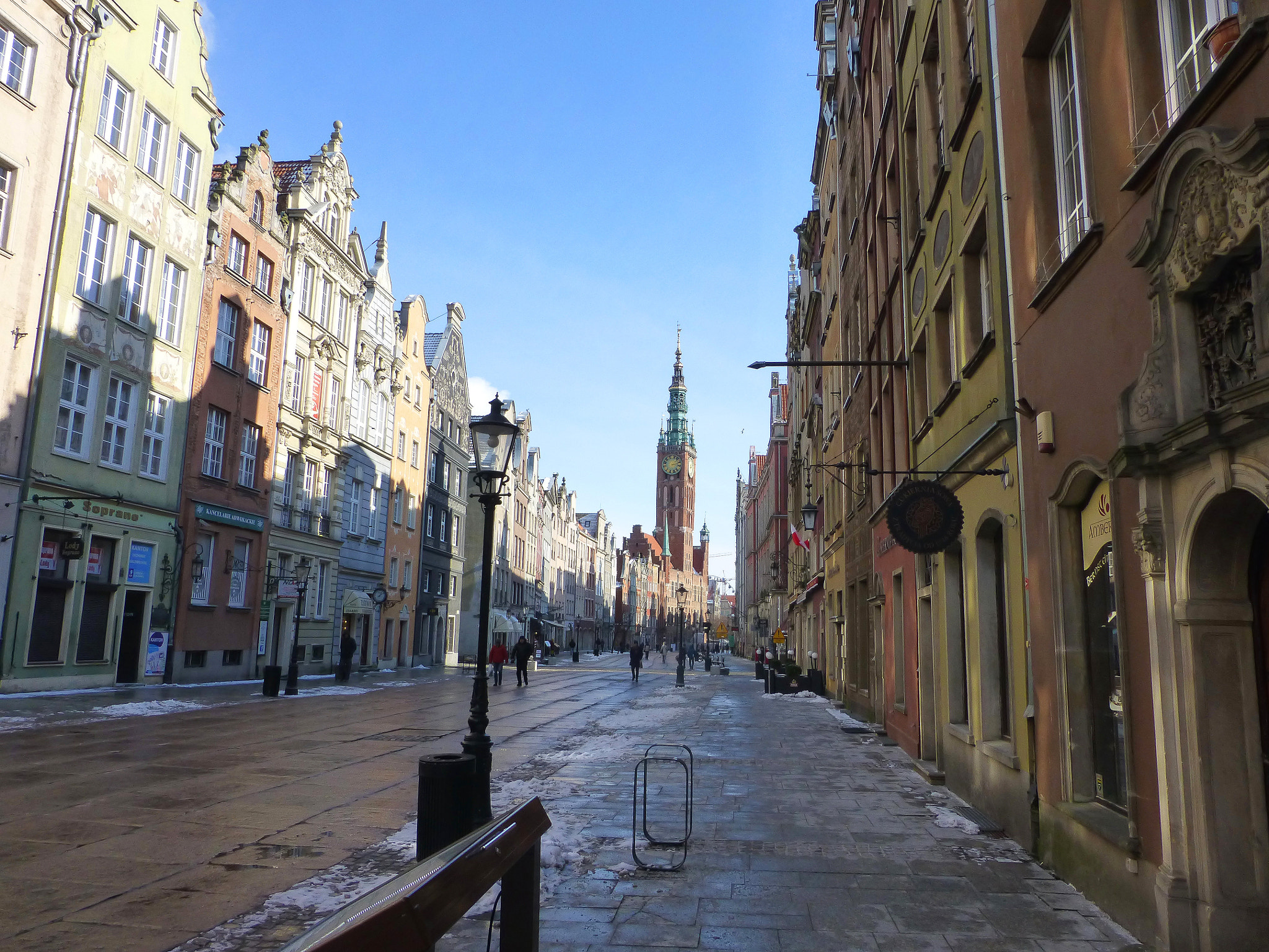 Panasonic Lumix DMC-ZS20 (Lumix DMC-TZ30) sample photo. Long street in gdansk photography