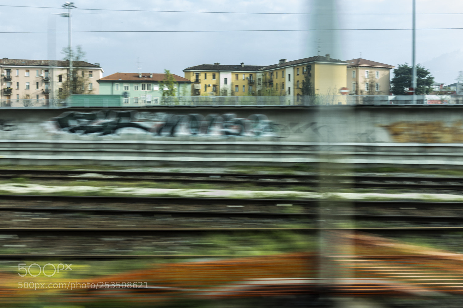 Sony DSC-RX100M5 sample photo. Train photography