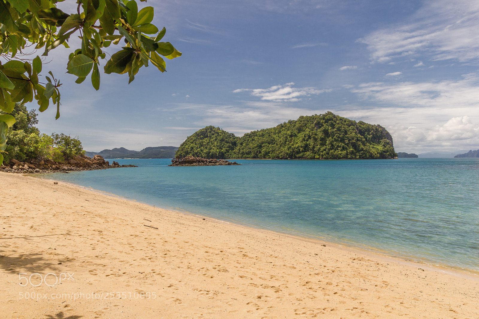 Canon EOS 550D (EOS Rebel T2i / EOS Kiss X4) sample photo. Beach of white sand photography