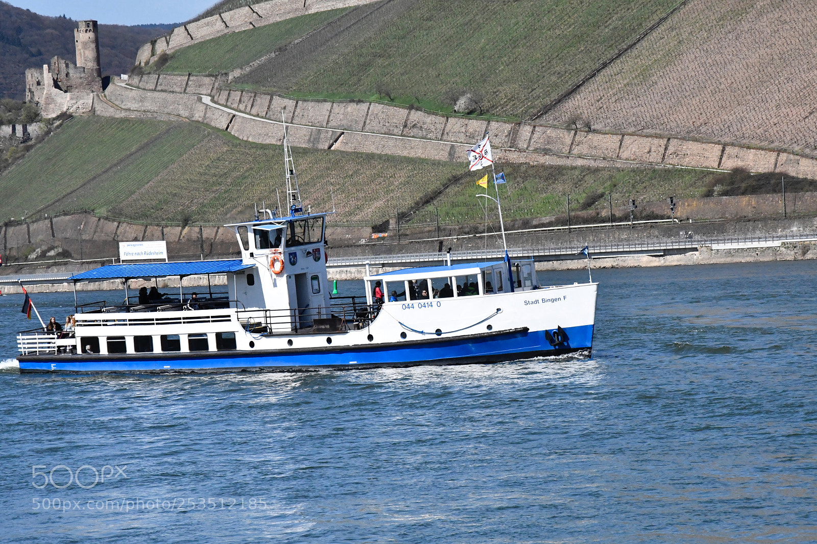 Nikon D7500 sample photo. Pleasure boat in the photography