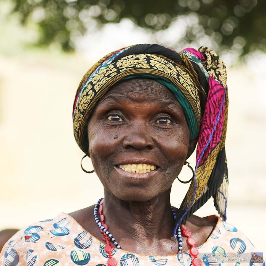 Canon EOS 7D Mark II sample photo. Older happy woman photography