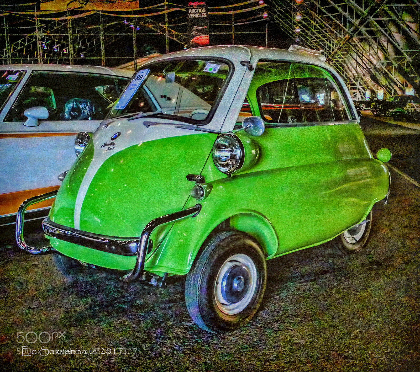 Panasonic Lumix DMC-FZ1000 sample photo. Bmw isetta photography