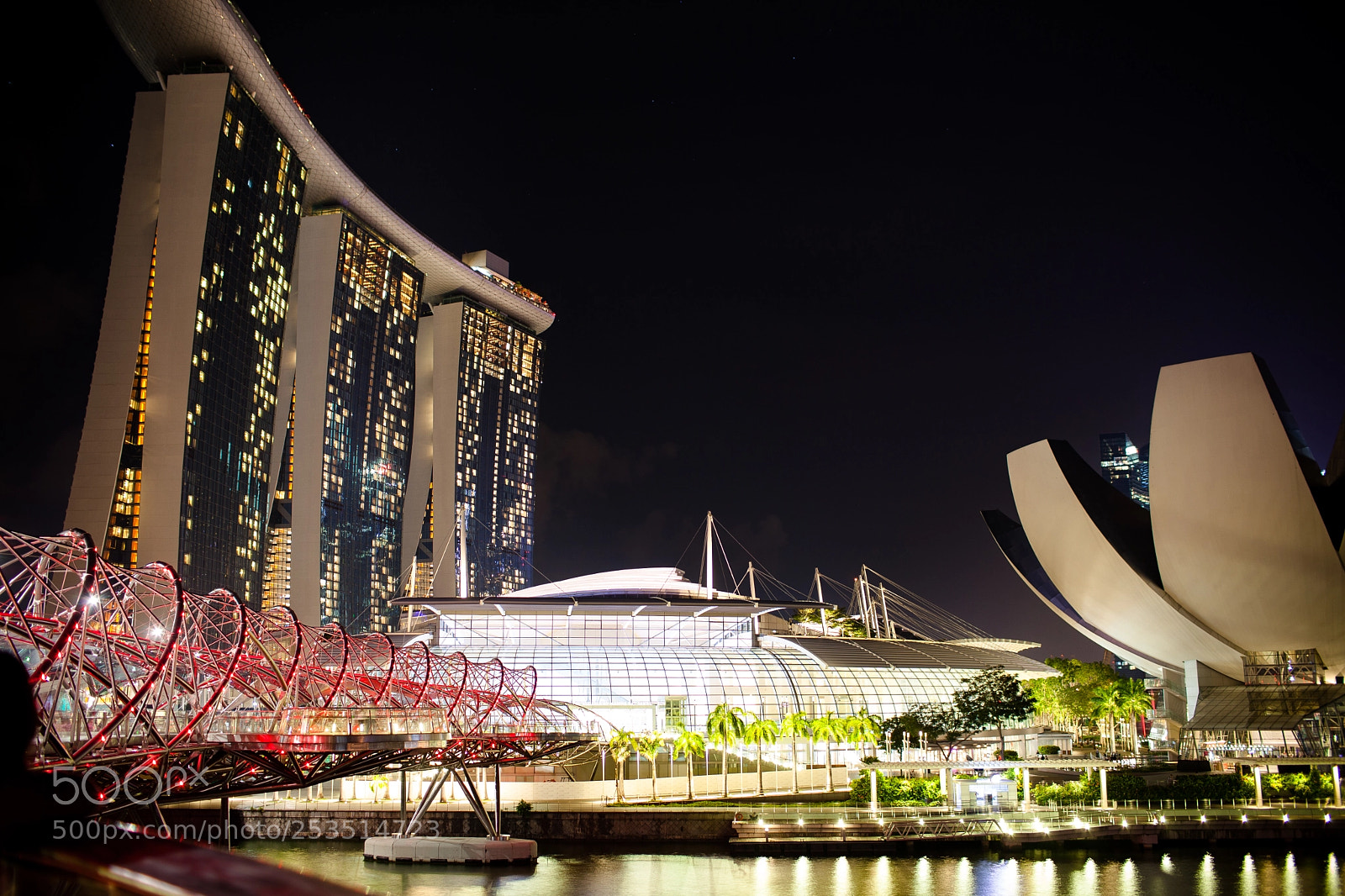 Canon EOS 5D Mark II sample photo. Marina bay photography