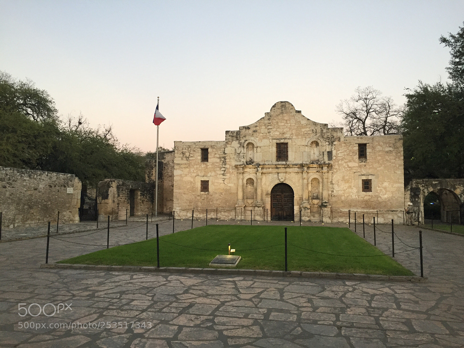 Apple iPhone 6 sample photo. Remember the alamo  photography