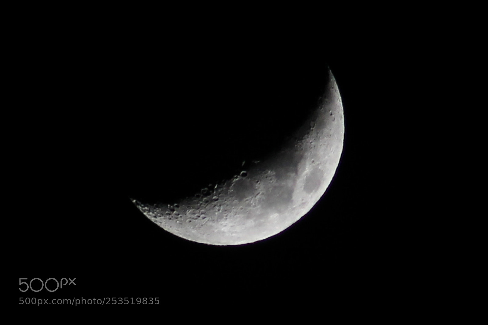 Canon EOS 1100D (EOS Rebel T3 / EOS Kiss X50) sample photo. Luna en cuarto creciente photography