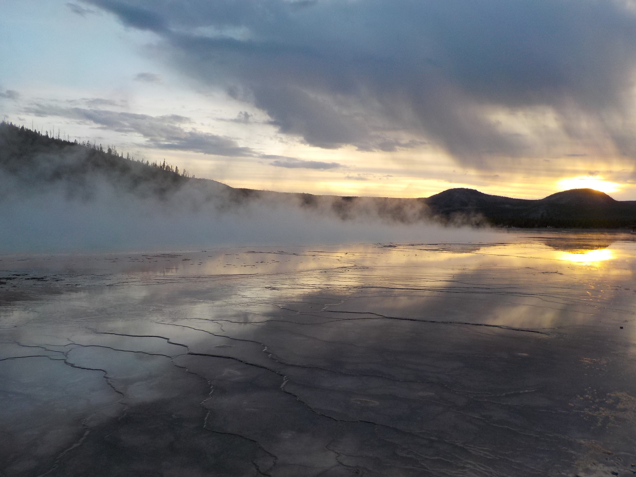 Nikon Coolpix S33 sample photo. Grand prismatic spring sunset photography