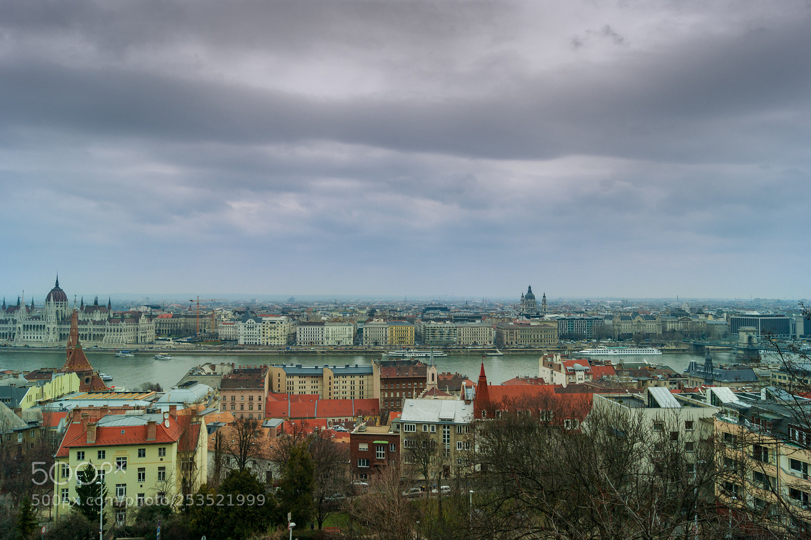 Sony Alpha DSLR-A290 sample photo. The danube in march photography