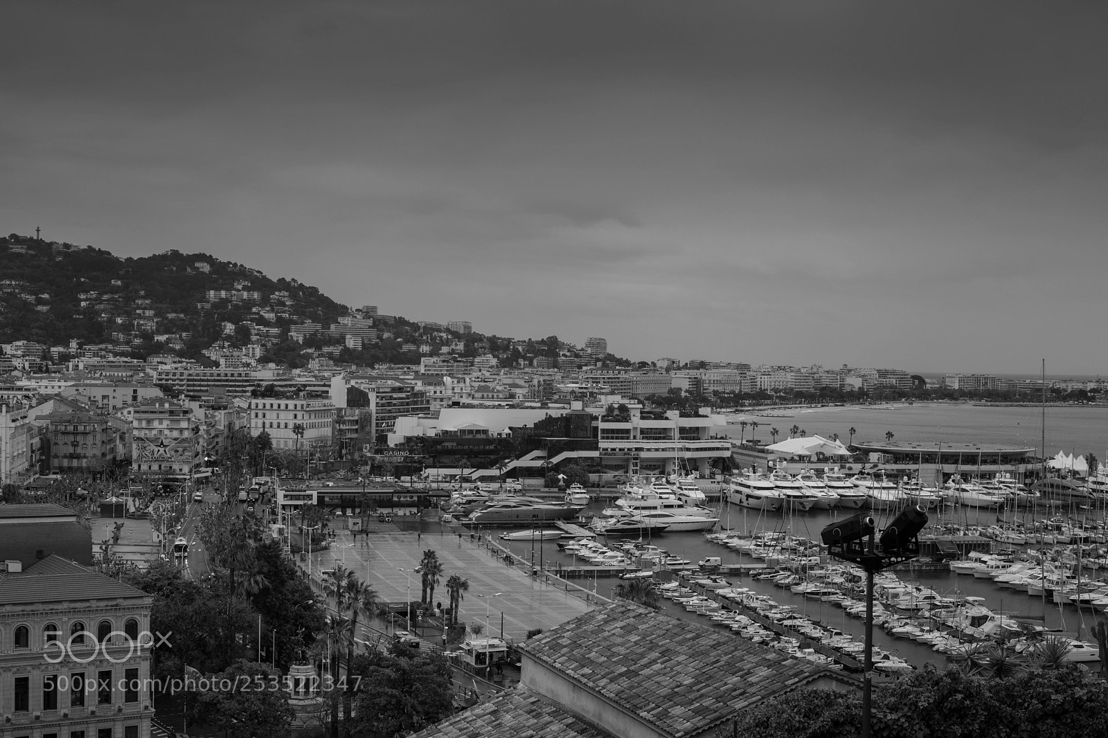 Canon EOS 5D Mark II sample photo. Cannes in the rain photography