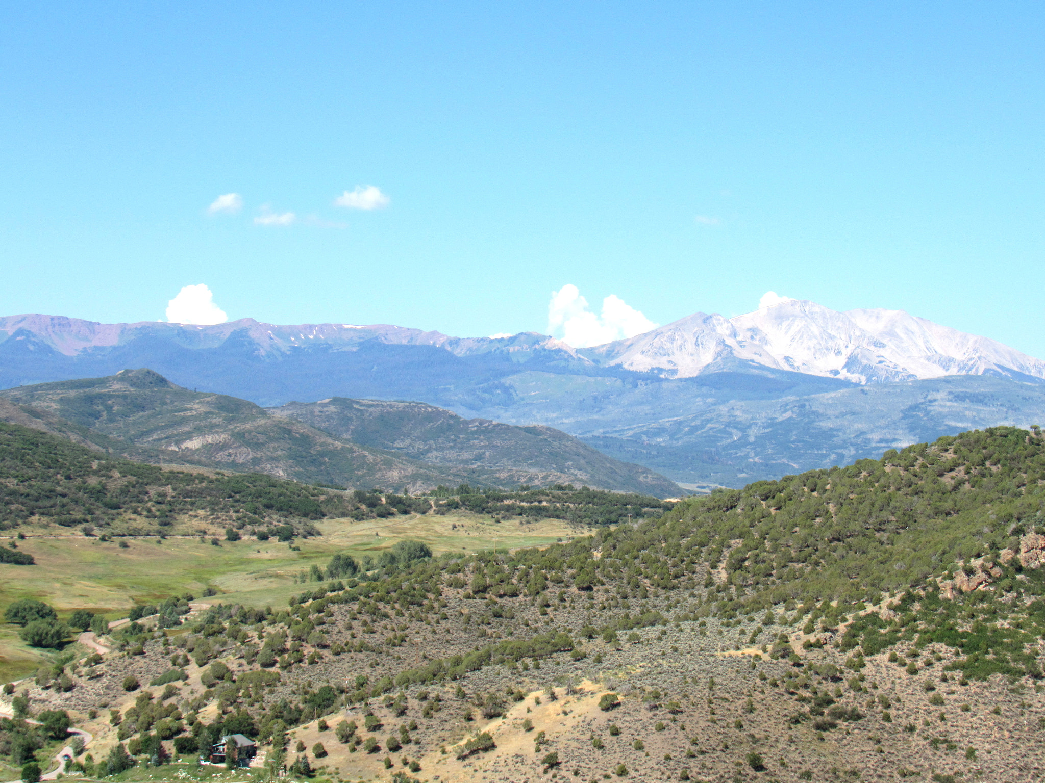 Canon PowerShot SX520 HS sample photo. Mt sopris to the right photography