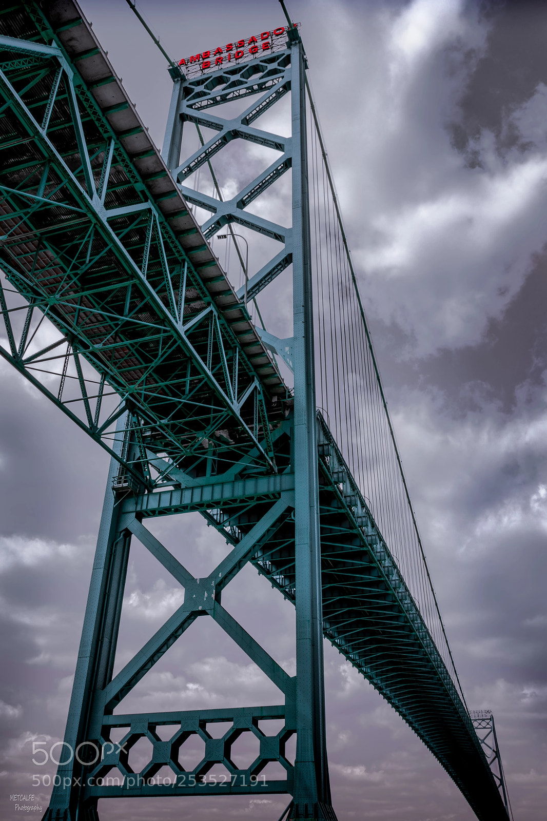 Canon EOS 750D (EOS Rebel T6i / EOS Kiss X8i) sample photo. Ambassador bridge photography