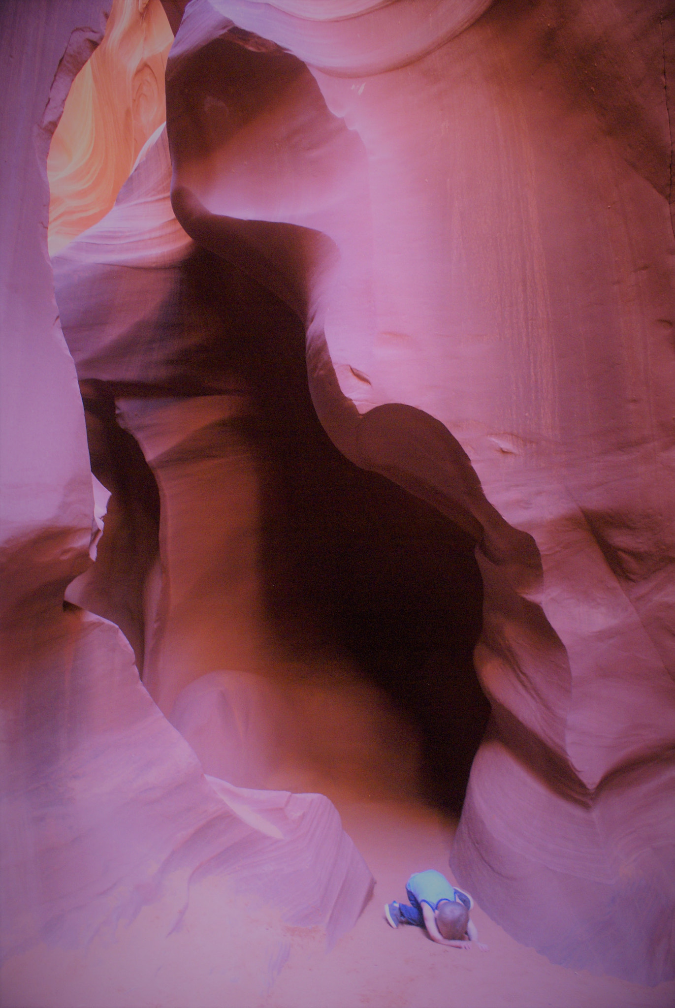 Sony Alpha DSLR-A100 sample photo. Worship at lower antelope canyon photography