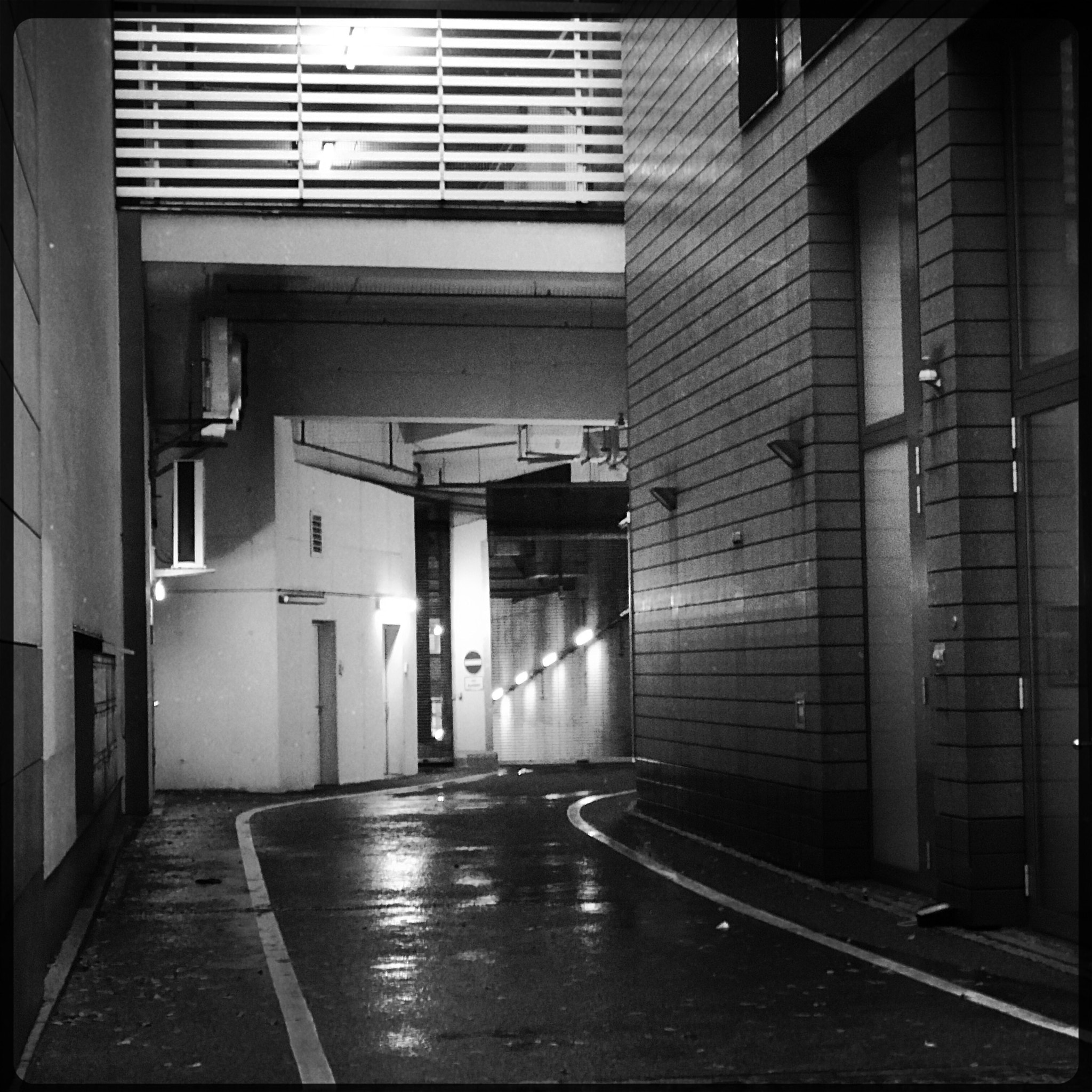 Hipstamatic 342 sample photo. Paring garageband photography
