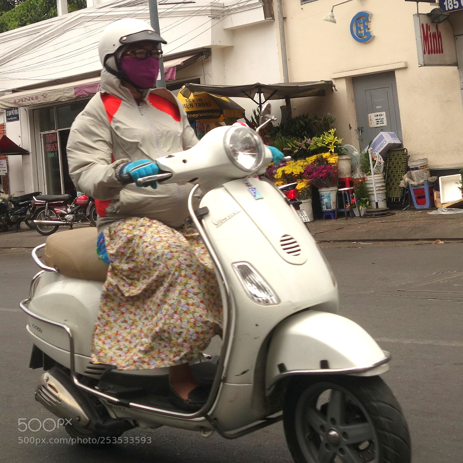 Sony Cyber-shot DSC-RX100 II sample photo. Vn people lot() photography