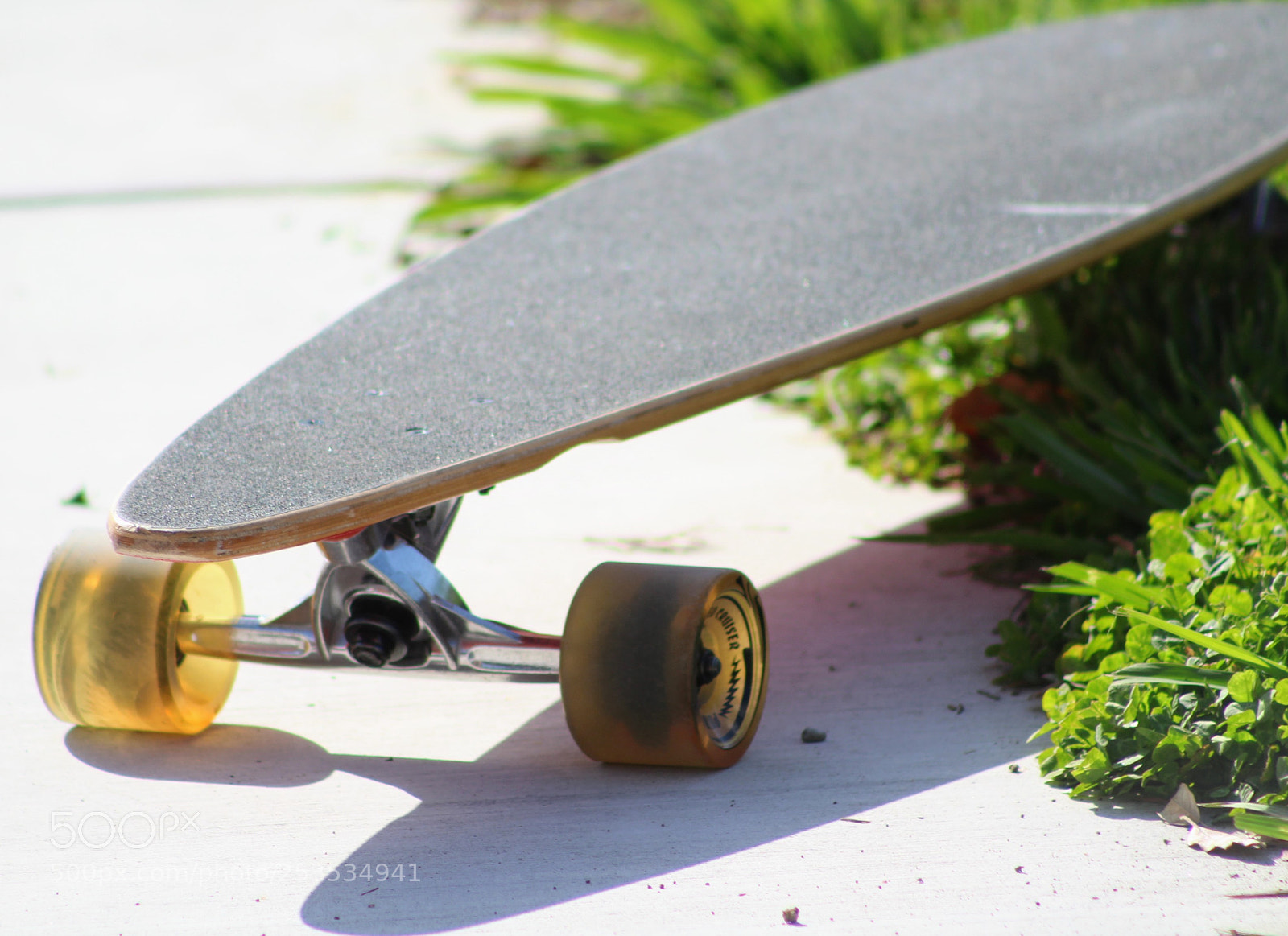 Canon EF 75-300mm f/4-5.6 sample photo. Longboard photography
